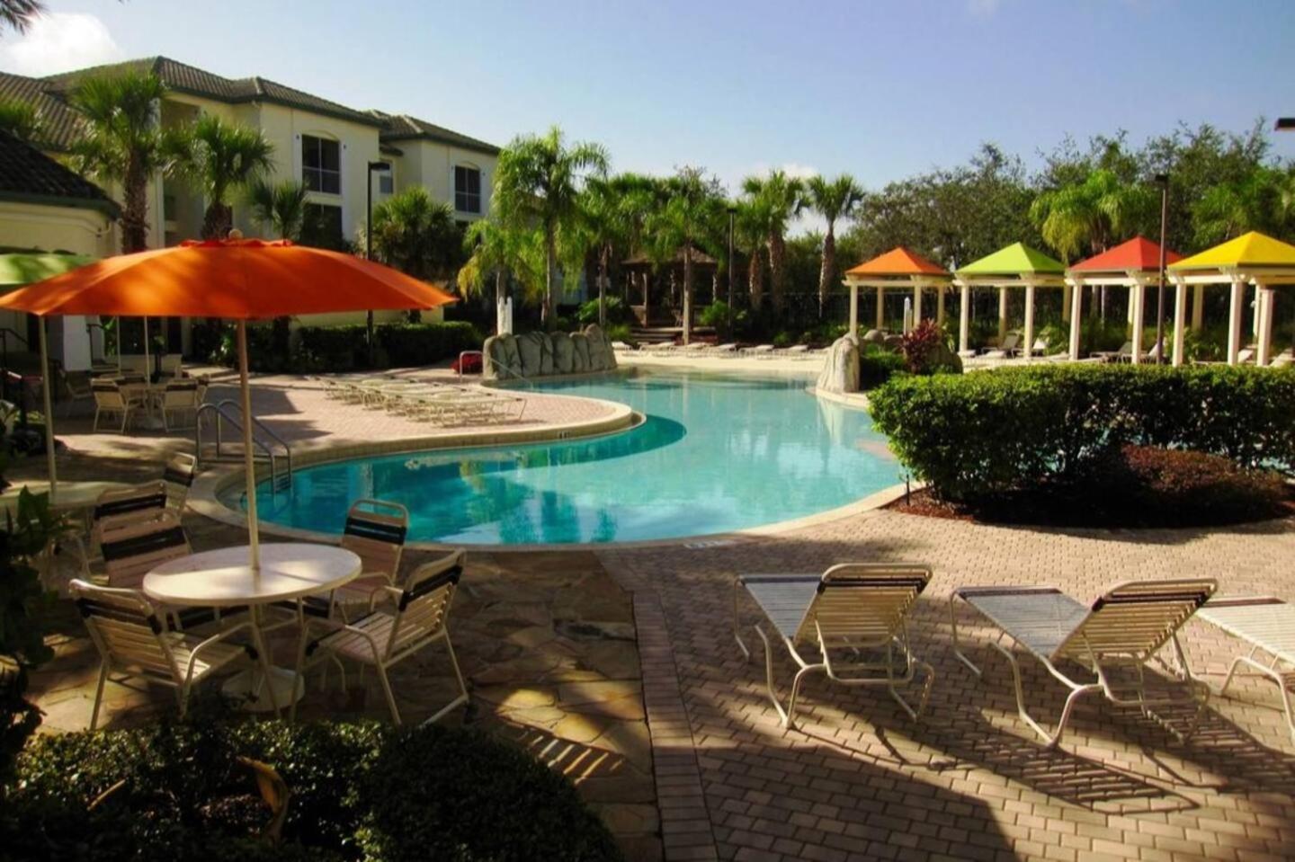 Stunning 2br2ba, 7 Miles From Theme Parks * Kissimmee